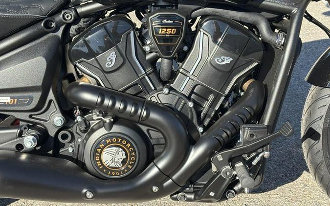 2026 Indian 101 Scout Black Crystal With Super Graphite