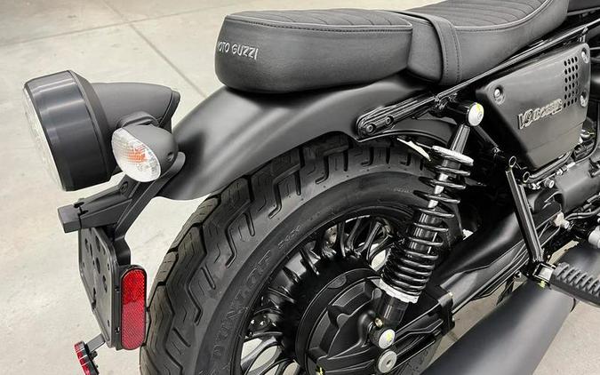 2022 Moto Guzzi V9 Bobber E5