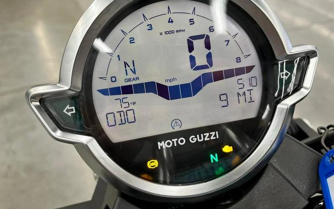 2022 Moto Guzzi V9 Bobber E5