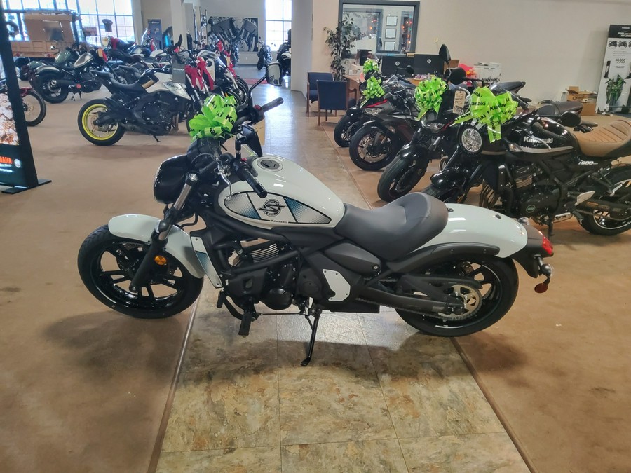 2022 Kawasaki Vulcan® S Base