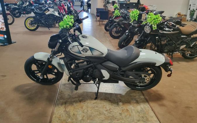 2022 Kawasaki Vulcan® S Base