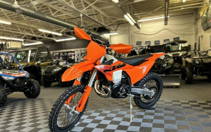 2025 KTM 300 XC