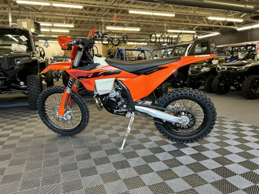 2025 KTM 300 XC