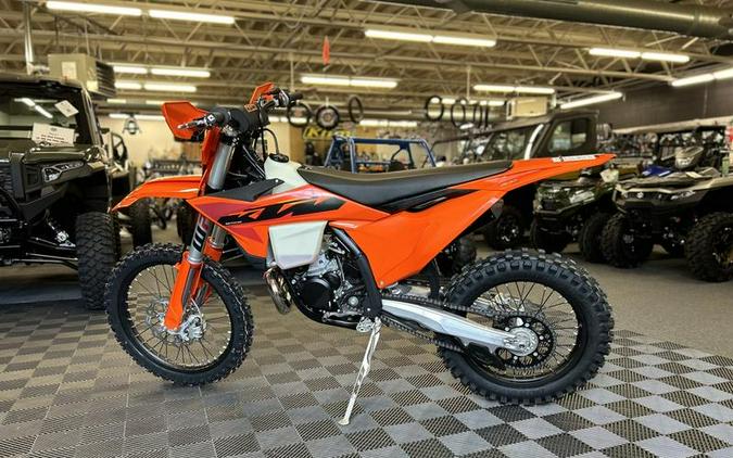 2025 KTM 300 XC