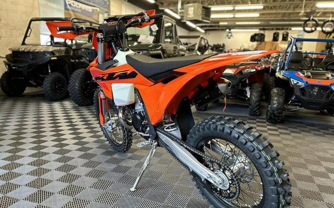 2025 KTM 300 XC