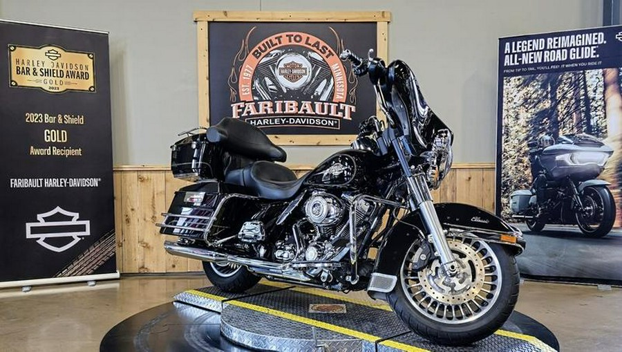 2010 Harley-Davidson® FLHTC - Electra Glide® Classic