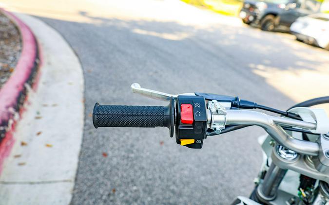 2026 KAWASAKI KLX140R