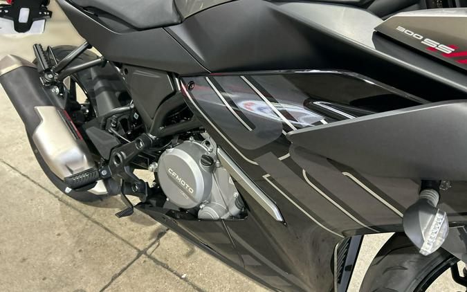 2025 CFMOTO 300SS