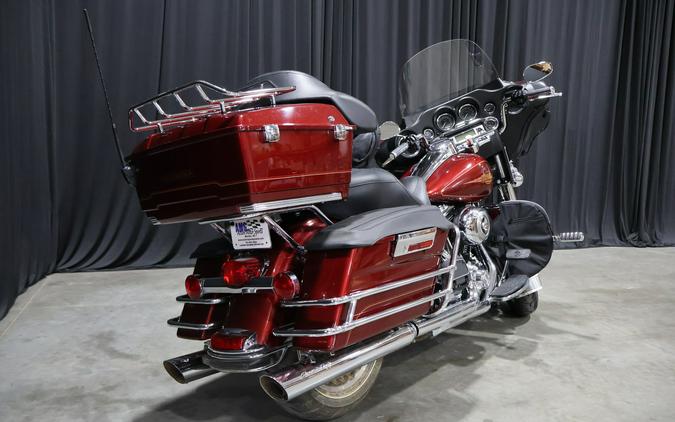 2010 Touring Electra Glide® Classic - Harley-Davidson®