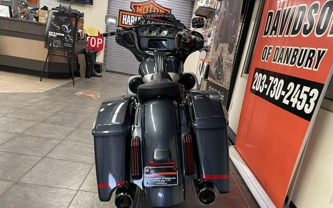 2019 Harley-Davidson® FLHXSE - CVO™ Street Glide®