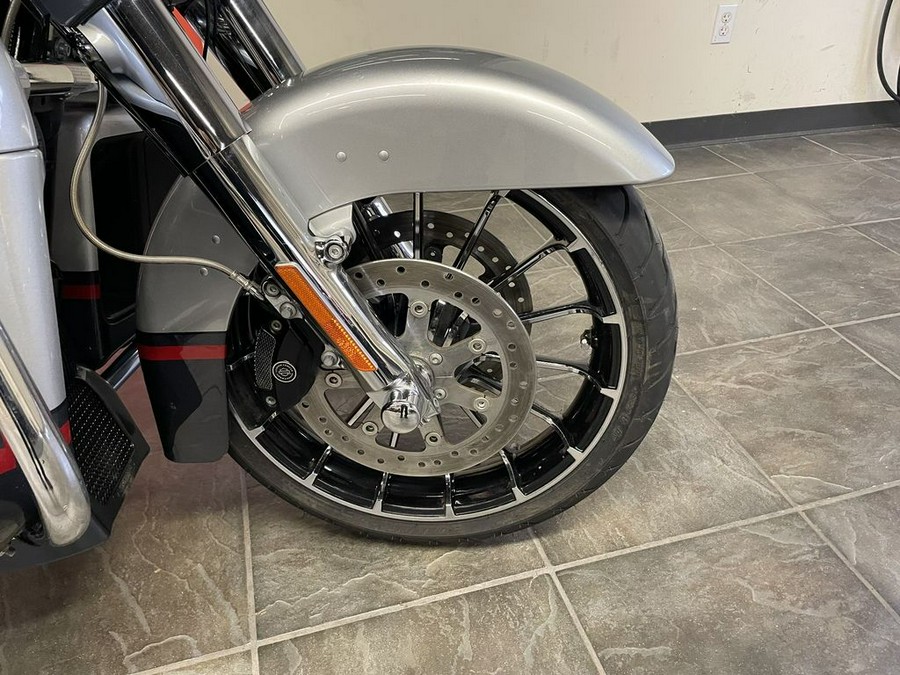 2019 Harley-Davidson® FLHXSE - CVO™ Street Glide®