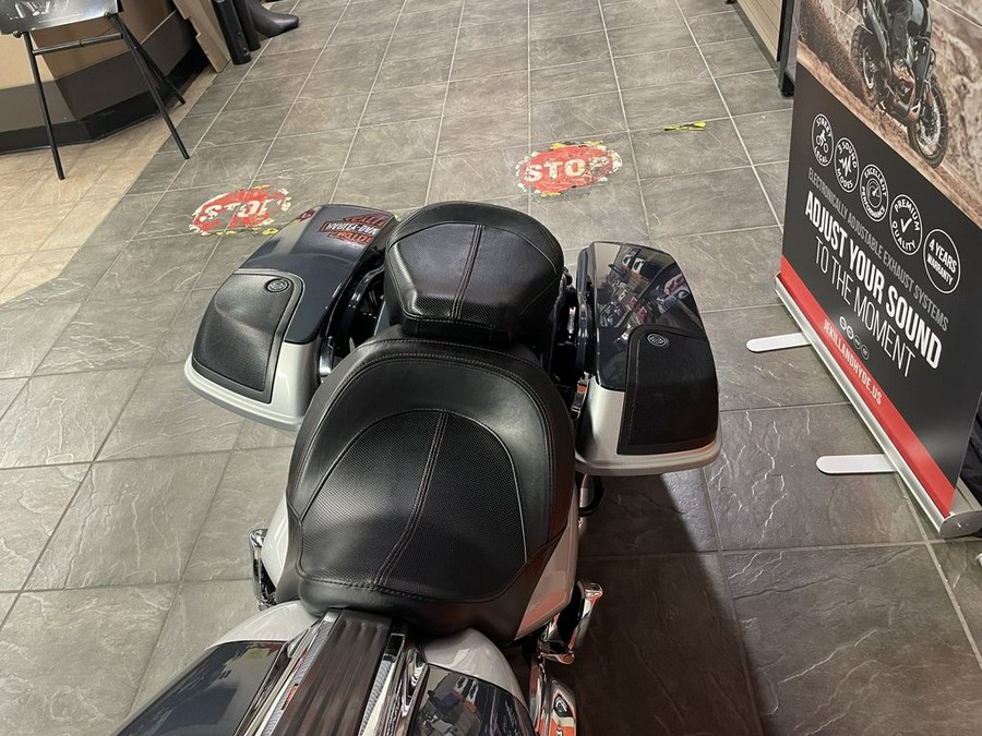 2019 Harley-Davidson® FLHXSE - CVO™ Street Glide®