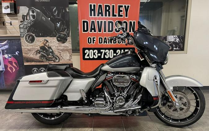 2019 Harley-Davidson® FLHXSE - CVO™ Street Glide®