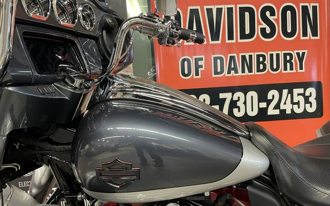 2019 Harley-Davidson® FLHXSE - CVO™ Street Glide®