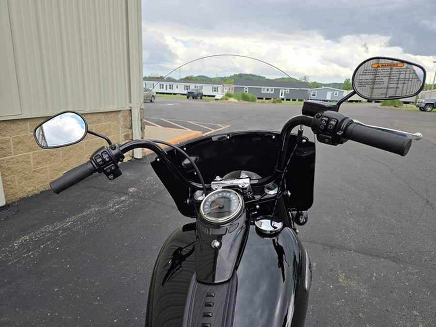 2024 Harley-Davidson Softail FLHCS - Heritage Classic