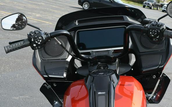 FLTRX 2024 Road Glide™