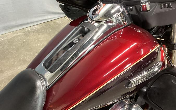 2014 Harley-Davidson® FLHTCU - Electra Glide® Ultra Classic®