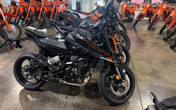 2026 KTM 250 Duke 250 , BLACK