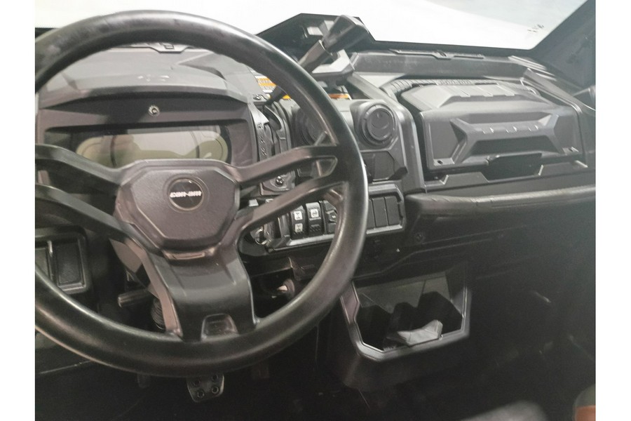 2023 Defender Limited HD10 - Can-Am