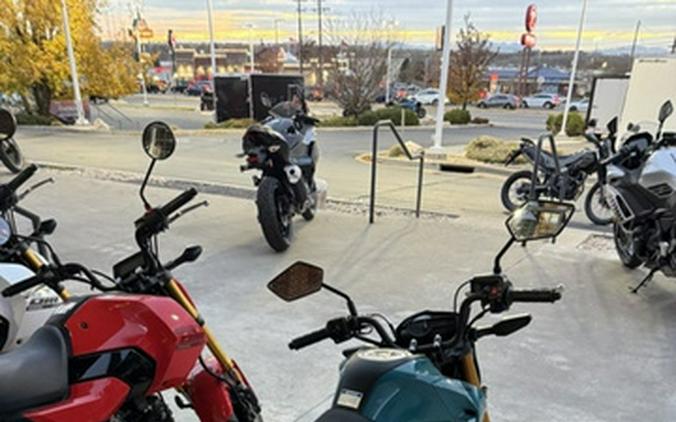 2021 Kawasaki Z125 PRO