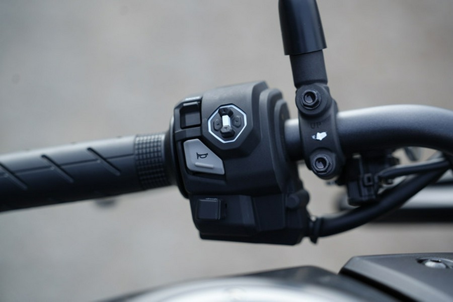 2025 Honda CB750 Hornet