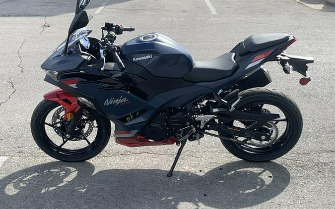 2026 Kawasaki Ninja 500 ABS Metallic Matte Twilight Blue