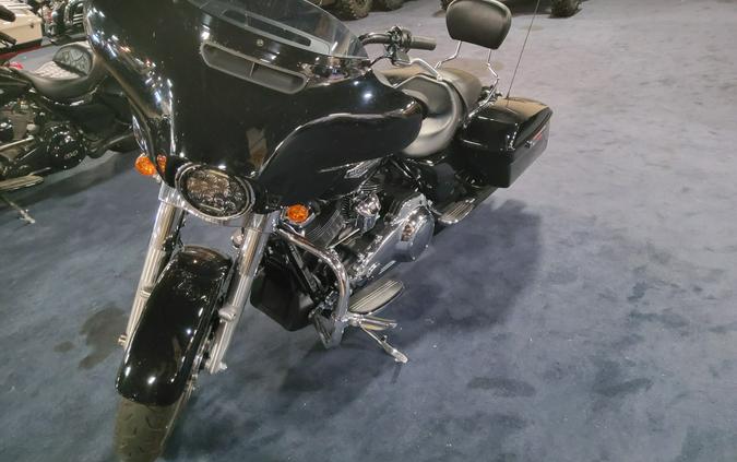 2022 Harley-Davidson Street Glide® Base