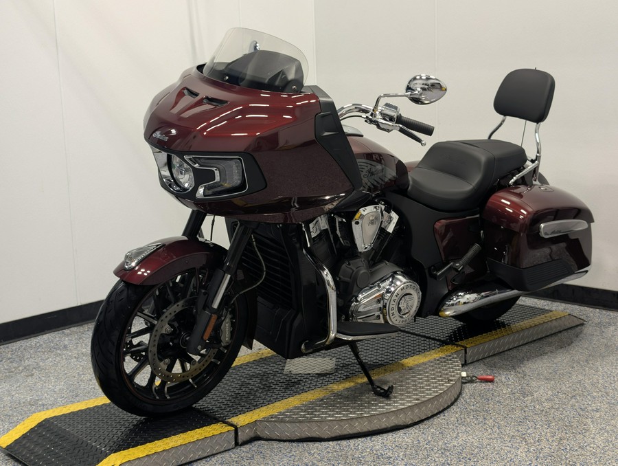 2022 Indian Motorcycle CHALLENGER LIMITED, MAROON METALLIC, 49ST