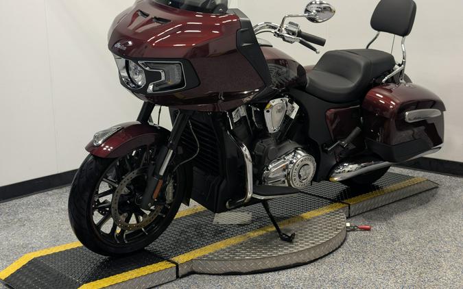 2022 Indian Motorcycle CHALLENGER LIMITED, MAROON METALLIC, 49ST