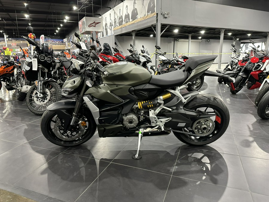 2024 DUCATI STREETFIGHTER V2