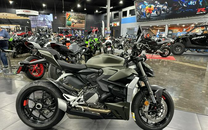 2024 DUCATI STREETFIGHTER V2