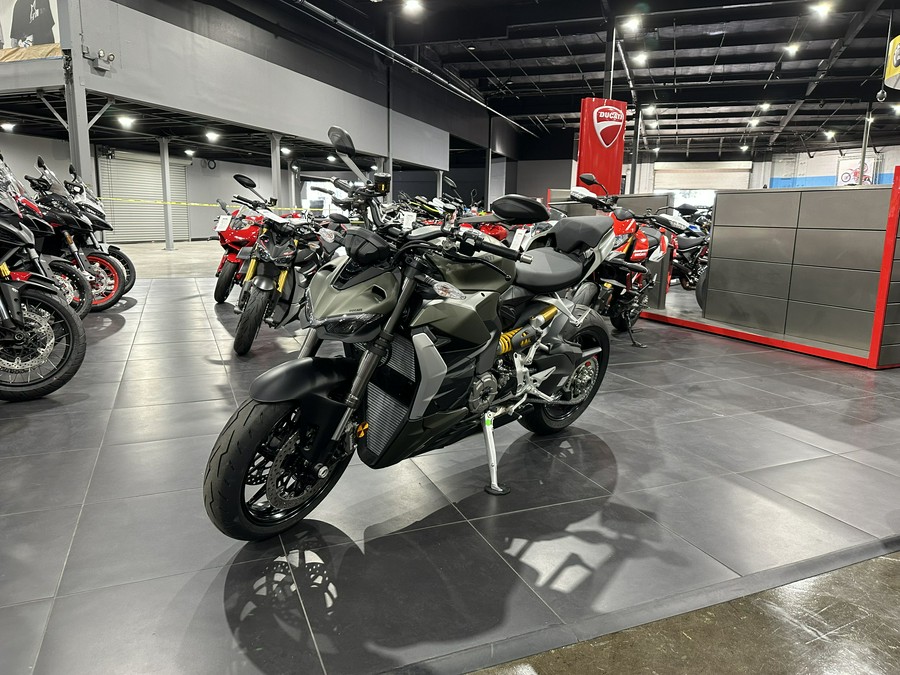 2024 DUCATI STREETFIGHTER V2