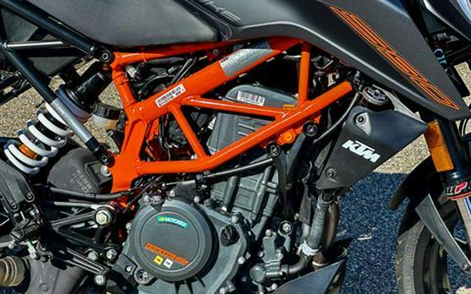 2023 KTM 390 Duke