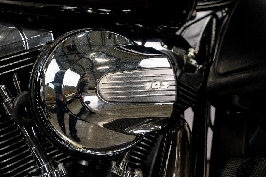2015 Harley-Davidson Electra Glide ULTRA LIMITED - $10,999.00