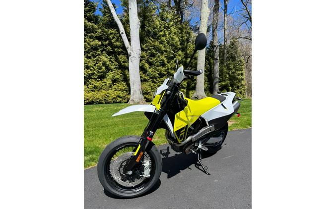 2026 701 SUPERMOTO - Husqvarna Motorcycles