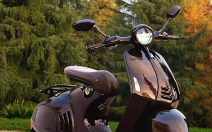 2026 Vespa 946 Horse