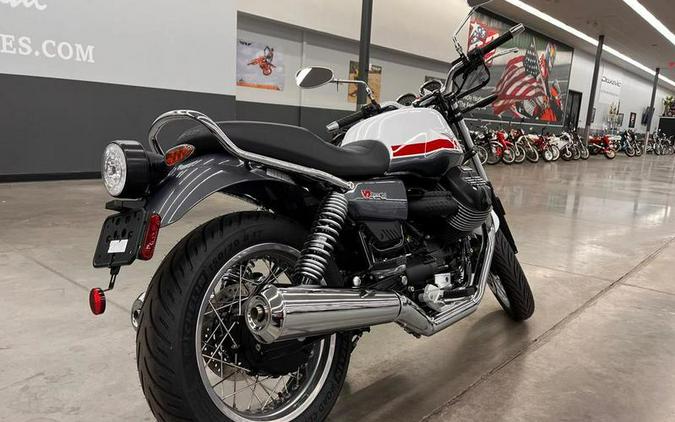 2023 Moto Guzzi V7 Special