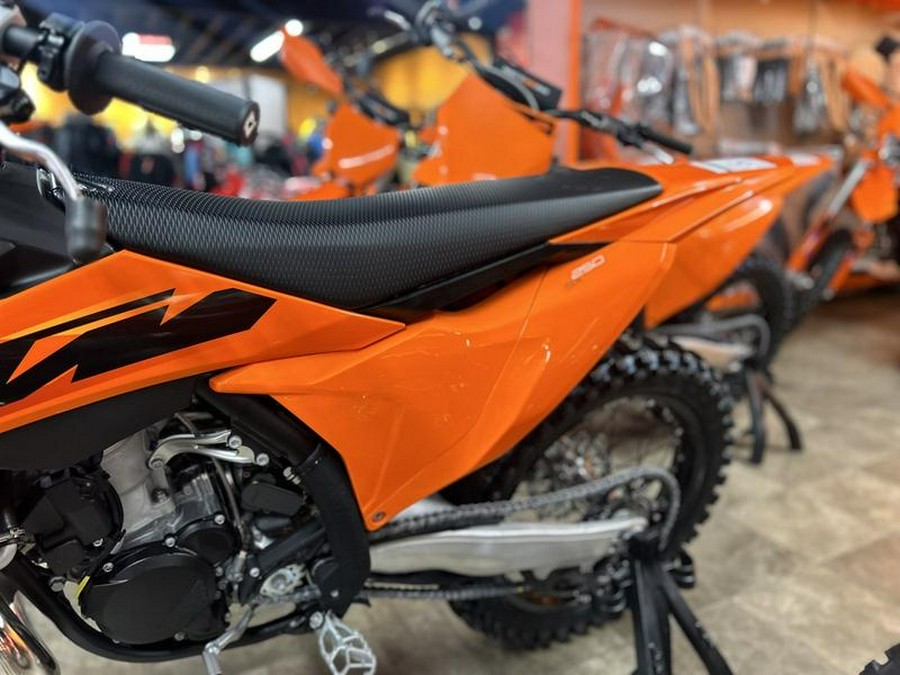 2025 KTM 250 XC