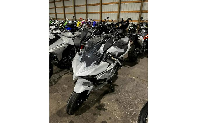 2025 Kawasaki Ninja® 500 ABS