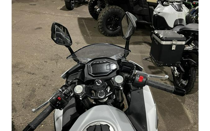 2025 Kawasaki Ninja® 500 ABS