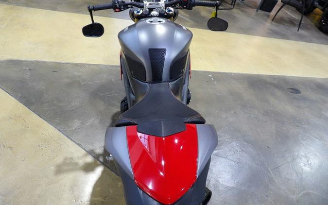 2017 Triumph Speed Triple R