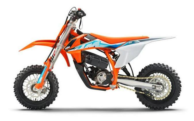 2024 KTM SX-E 3