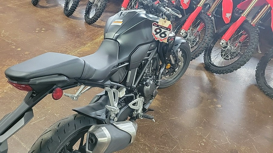 2025 Honda CB300R ABS