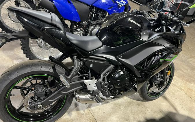 2026 Kawasaki Ninja® 500 ABS