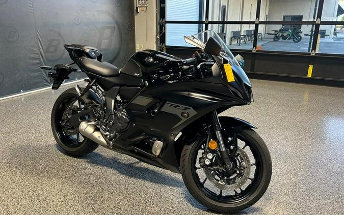 2025 Yamaha YZF-R7