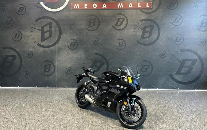 2025 Yamaha YZF-R7