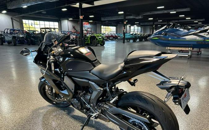 2025 Yamaha YZF-R7
