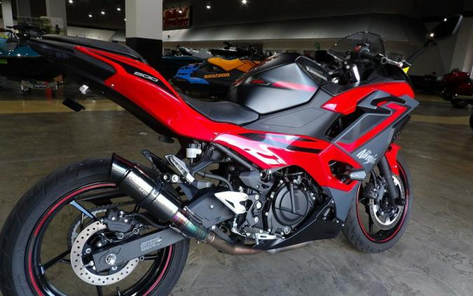 2025 Kawasaki Ninja 500