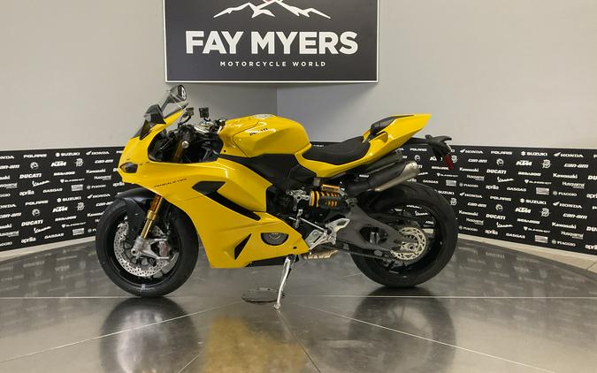 2026 DUCATI PANIGALE V2 S - 3199D