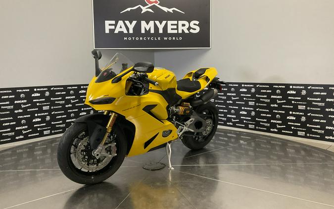2026 DUCATI PANIGALE V2 S - 3199D